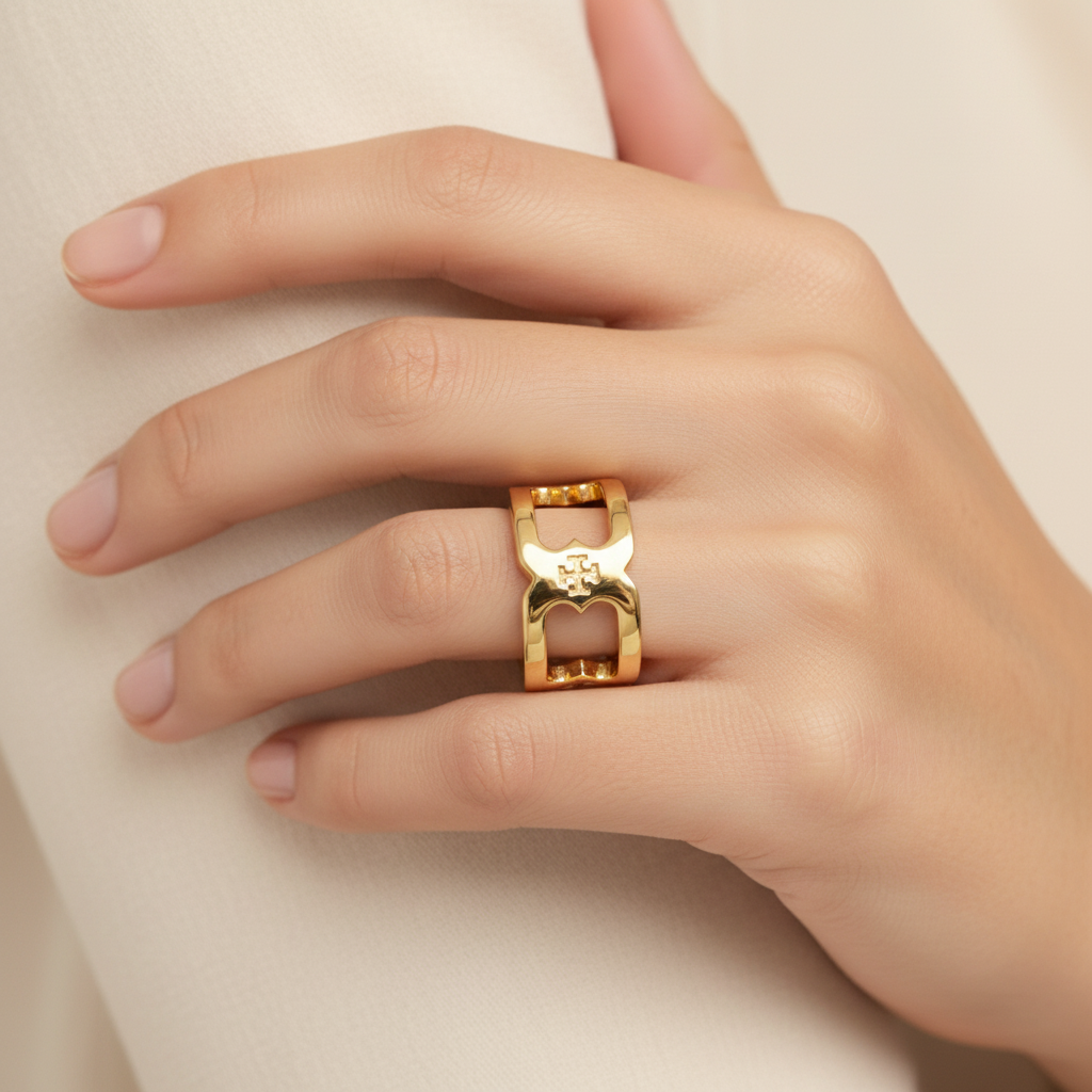 Tory Burch Gemini Link Band Ring Gold - worn on model