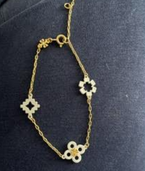 Tory Burch Forget-Me-Not Bracelet in Gold and White Motifs 6.25" + 2" Extender
