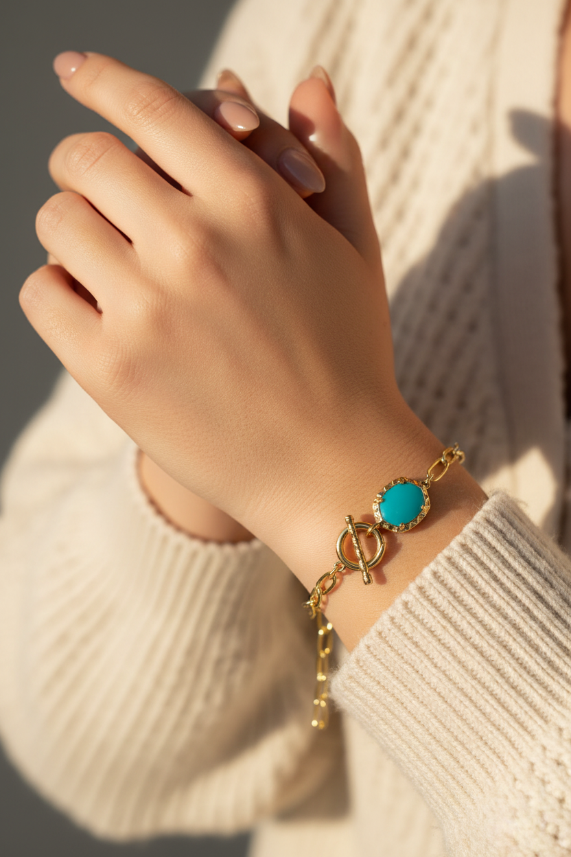 Kendra Scott Daphne Gold Link Turquoise Bracelet lifestyle on wrist editorial shot
