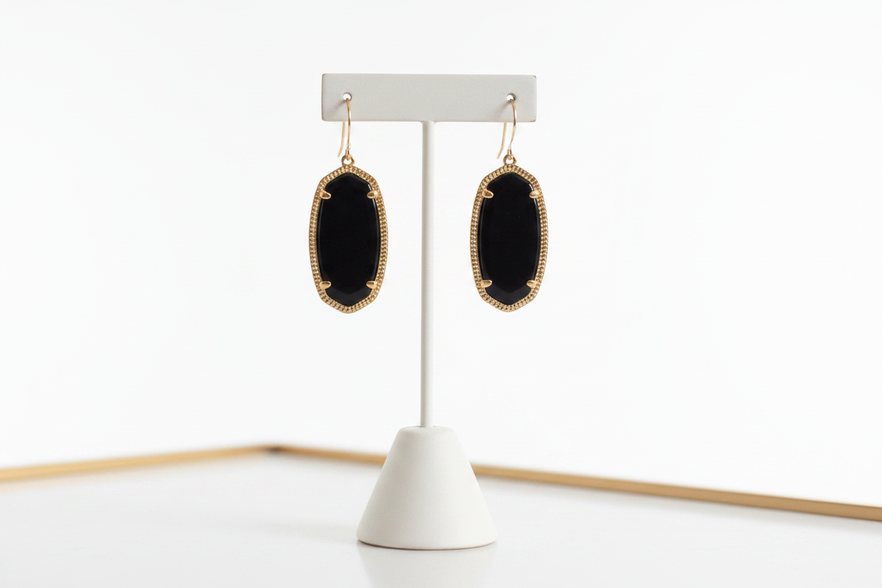 Kendra Scott Elle Earrings - studio display