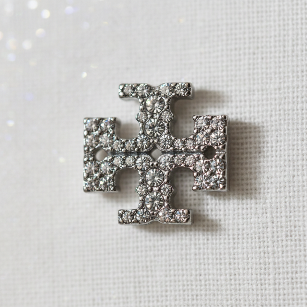 Tory Burch Kira Pavé Stud Earrings - macro crystal detail