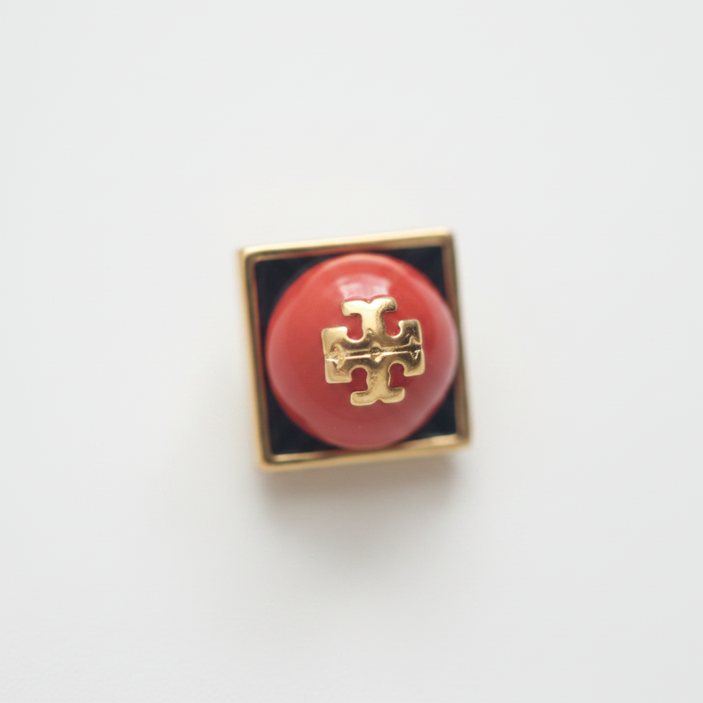 Tory Burch Kira Coral Stud Earrings - Macro close-up of enamel and double-T