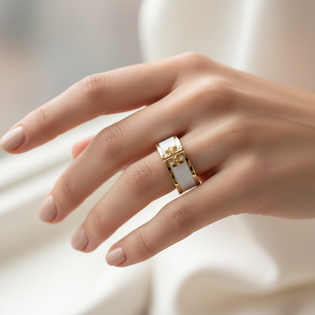On-model hand shot