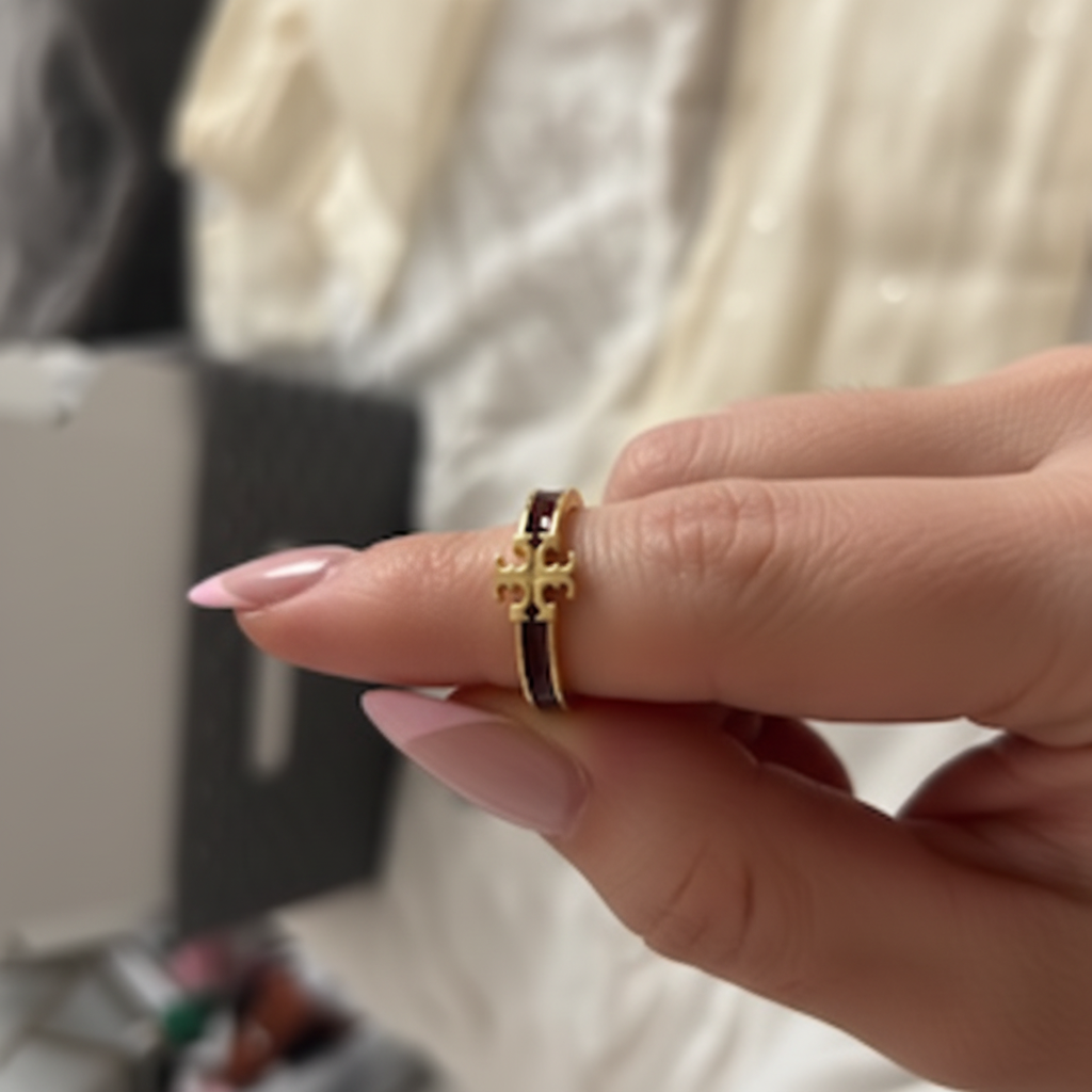 On-model hand shot