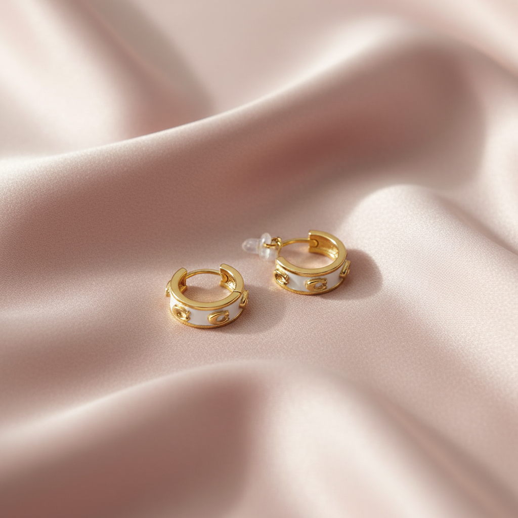 Silk flat lay